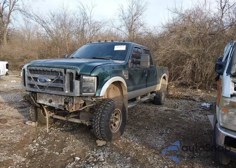 2008 Ford F-250 Fx4/Harley-Davidson/King Ranch/Lariat/Xl/Xlt z USA, uszkodzony, nr VIN 1FTSW21R38EA31578